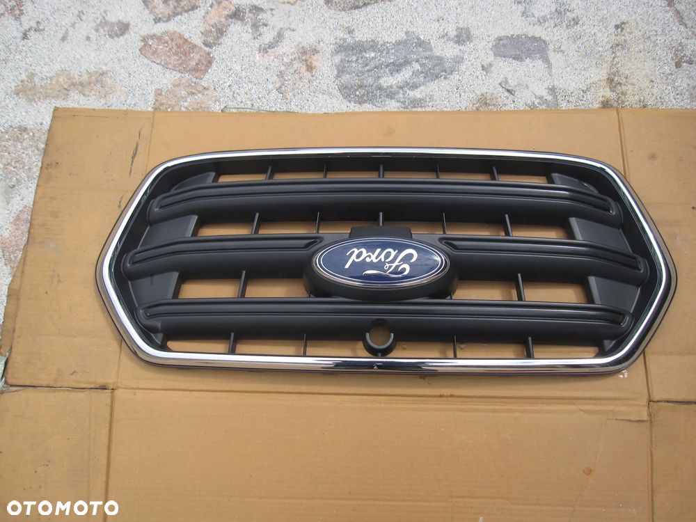 Transit Mk8 lift atrapa grill kk31-17B968-C - 3