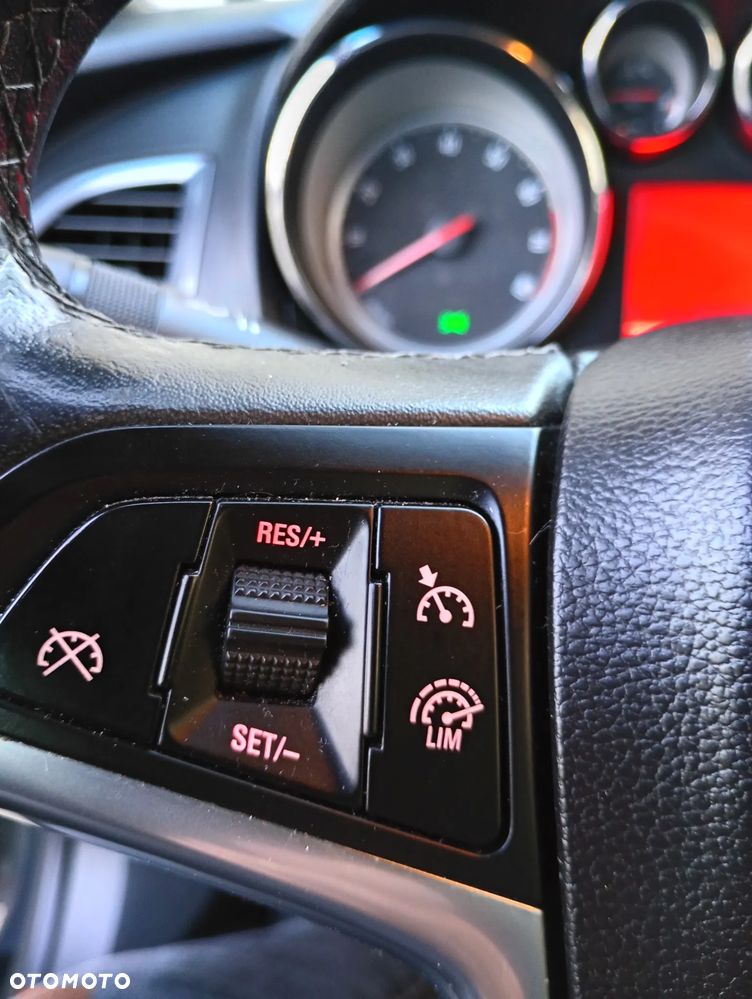 Opel Astra 1.6 Enjoy EU6 - 16