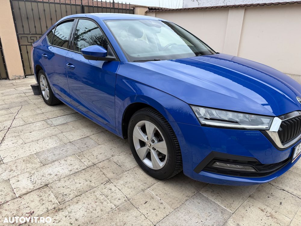 Skoda Octavia Combi 2.0 TDI Style - 2