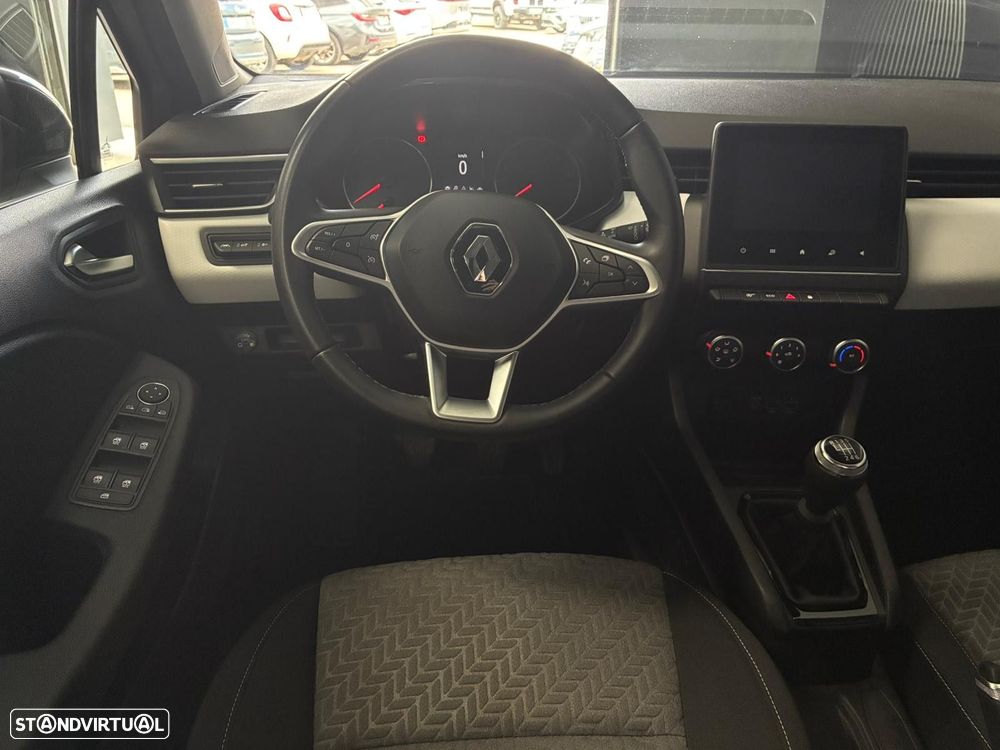 Renault Clio 1.0 TCe Evolution Bi-Fuel - 32
