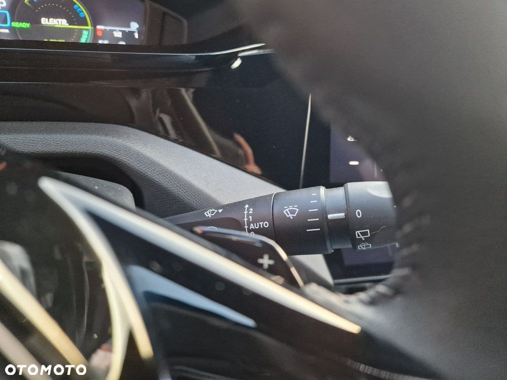 Peugeot 308 1.6 Hybrid PHEV Allure EAT8 - 28