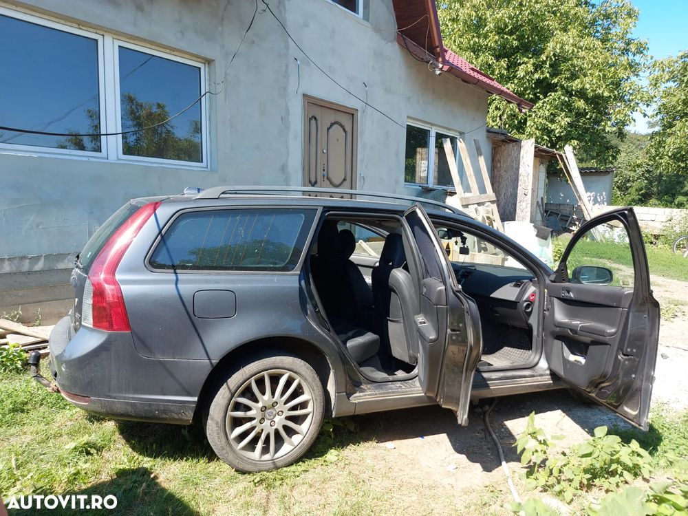 Volvo V50 - 6