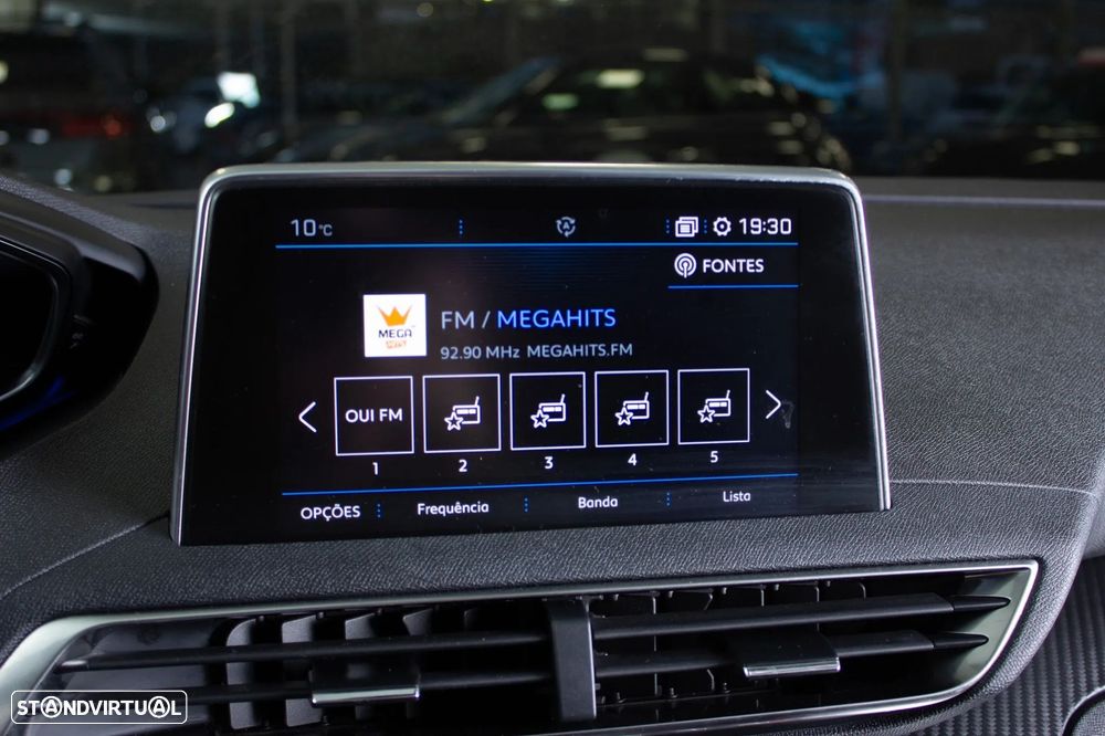 Peugeot 3008 PureTech 130 Stop & Start GPF EAT8 Active - 10