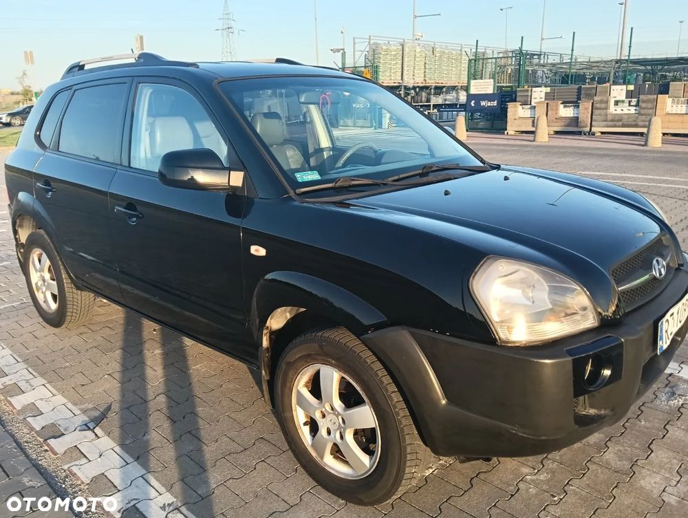 Hyundai Tucson 2.0 2WD GLS - 3