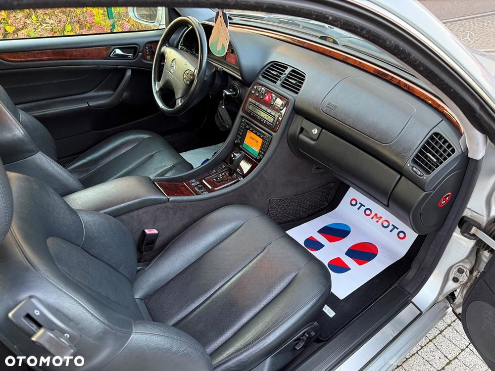 Mercedes-Benz CLK 320 - 6