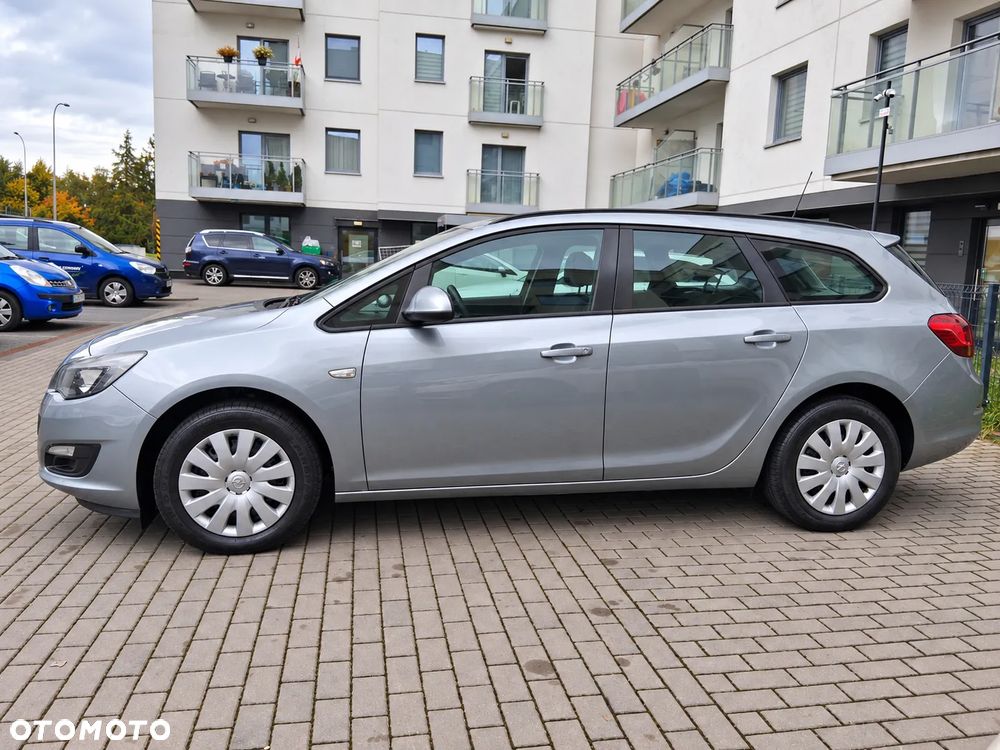 Opel Astra 2014 photo 4