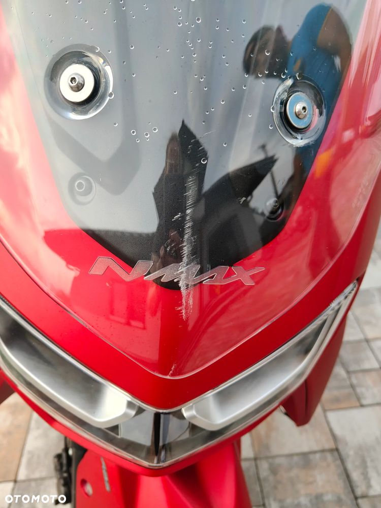 Yamaha NMAX - 15