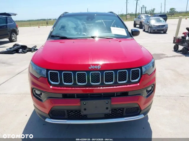 Jeep Compass - 8