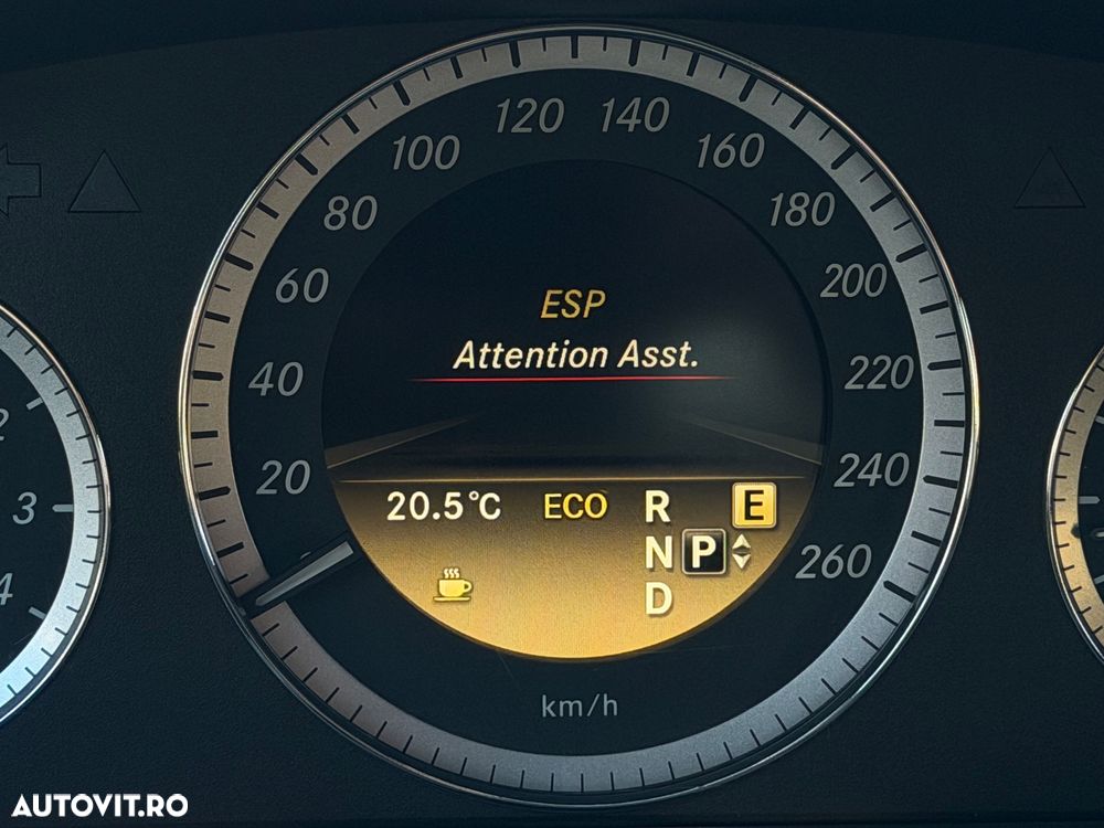 Mercedes-Benz E 200 CDI 7G-TRONIC Elegance - 29