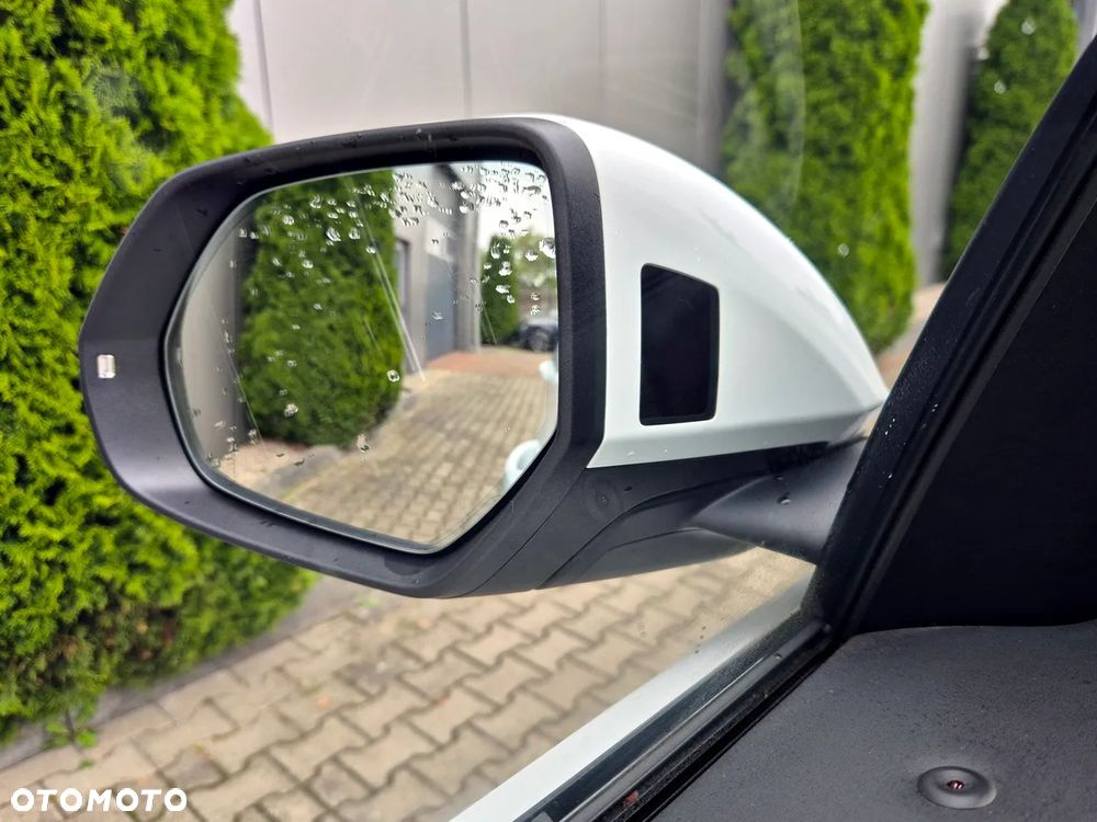 Audi Q8 50 TDI mHEV Quattro Tiptronic - 31