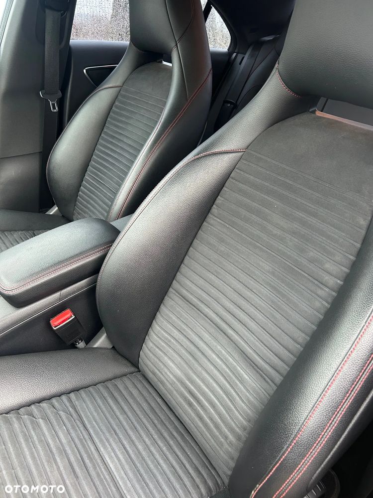 Mercedes-Benz CLA - 11