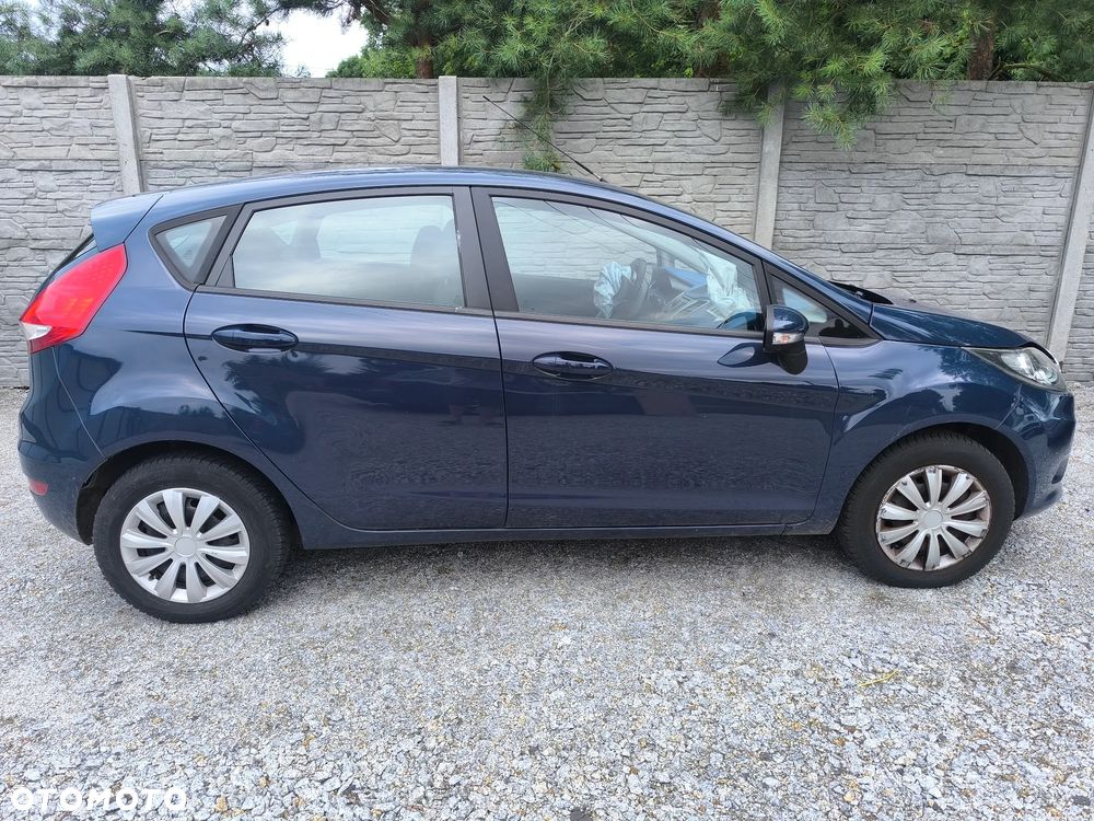 Ford Fiesta - 5