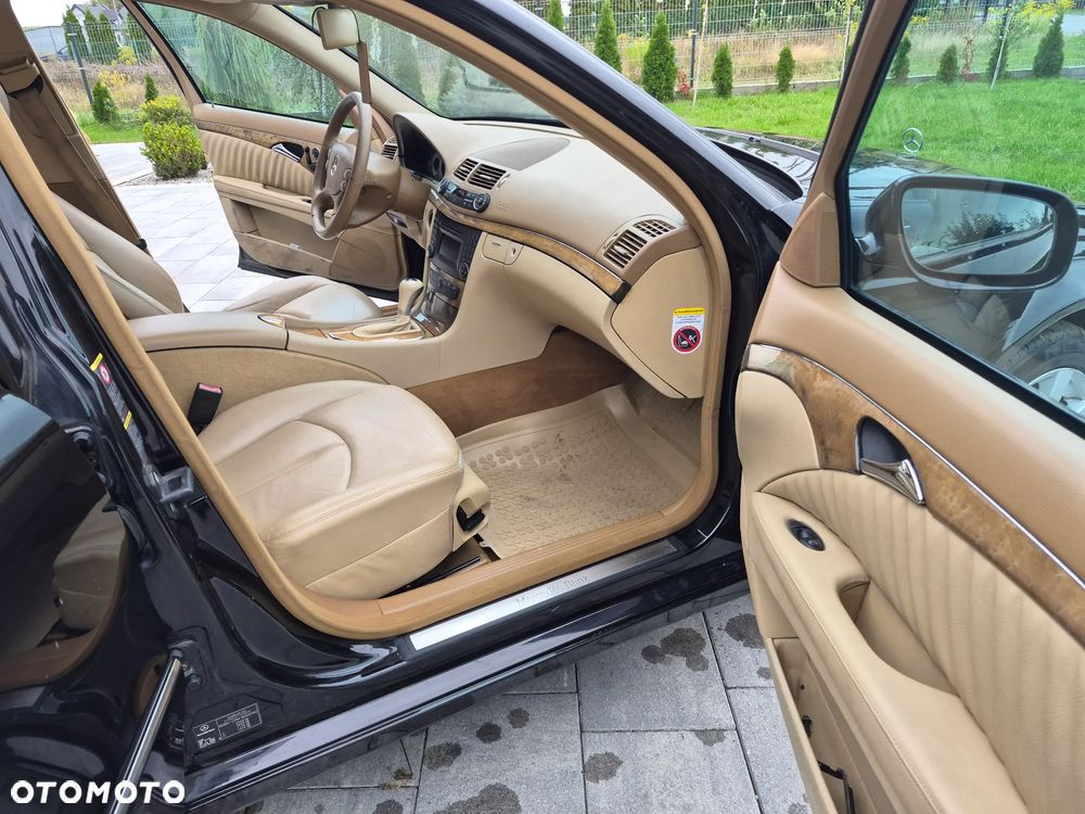 Mercedes-Benz Klasa E 280 CDI 4-Matic Avantgarde - 28