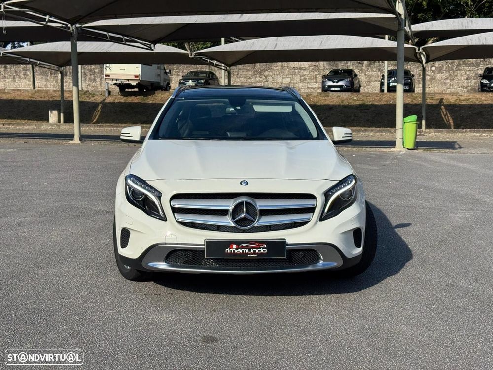 Mercedes-Benz GLA 180 d Urban - 3