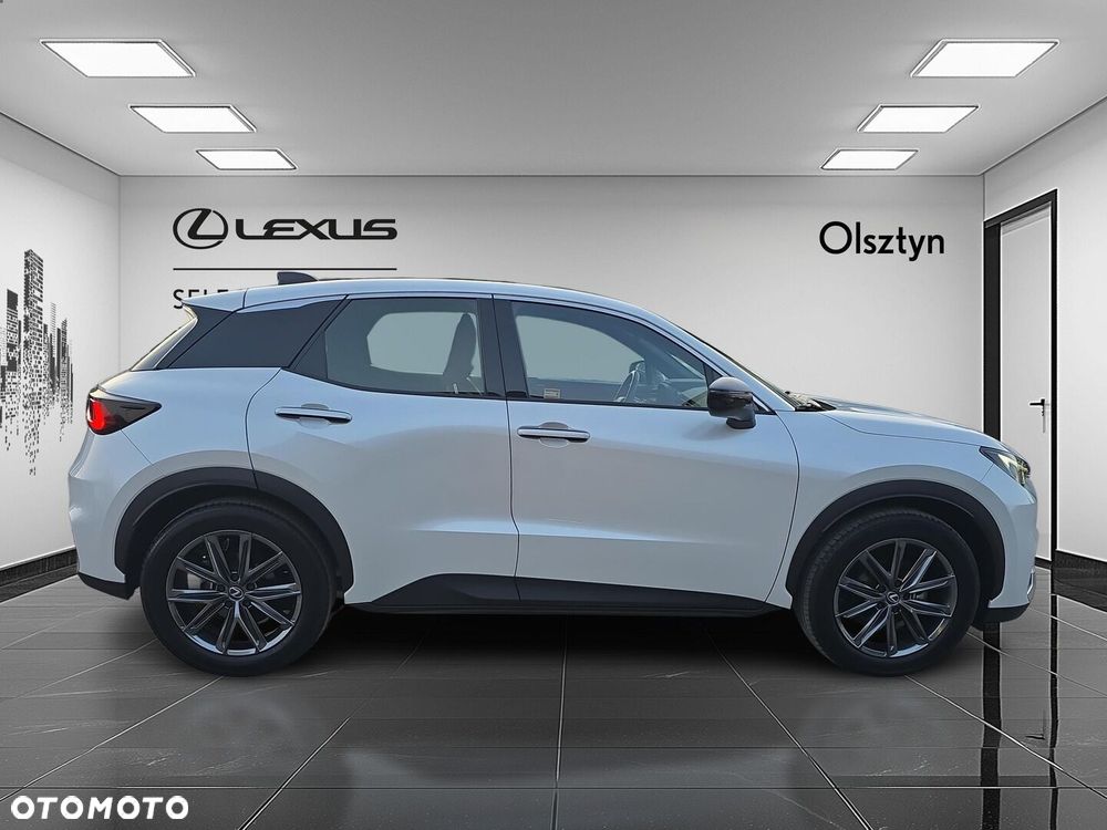 Lexus LBX 1.5 Hybrid Relax AWD - 8