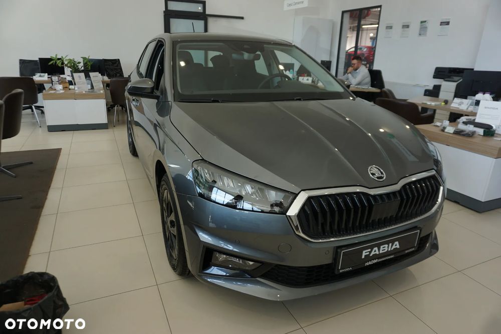 Skoda Fabia 1.0 TSI Drive DSG - 2