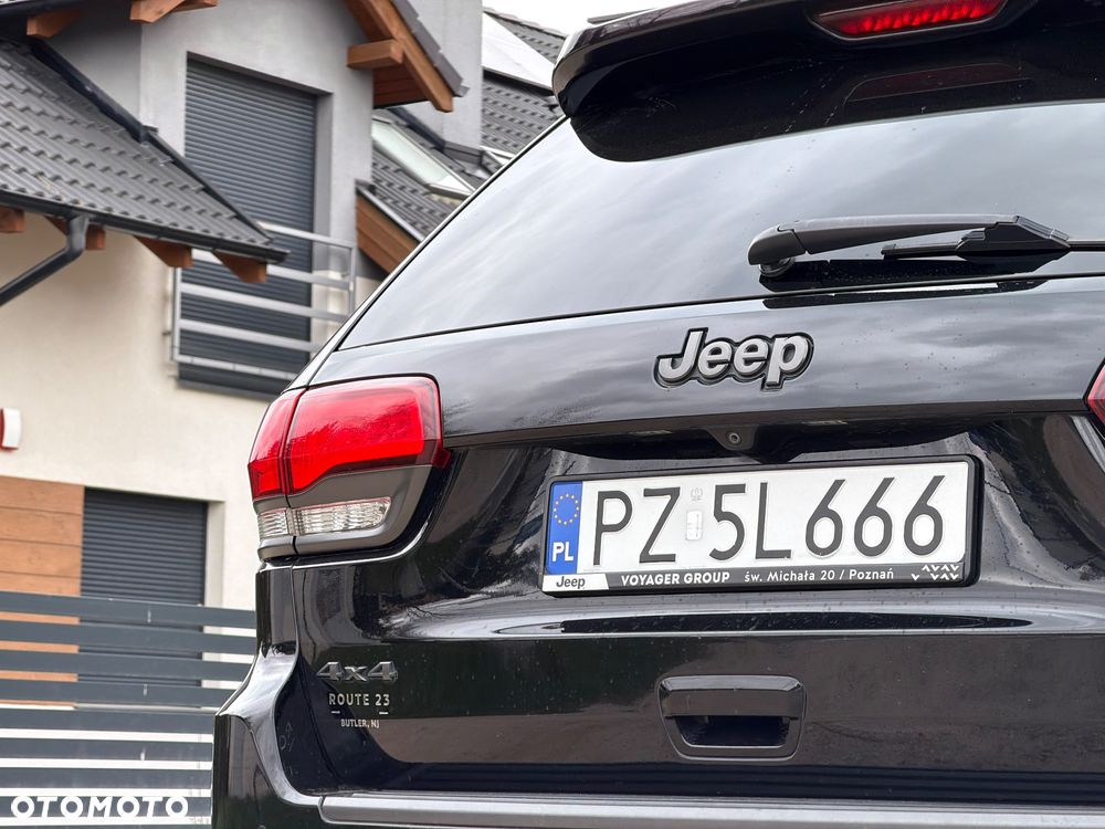 Jeep Grand Cherokee ver-3-6-v6-summit - 13