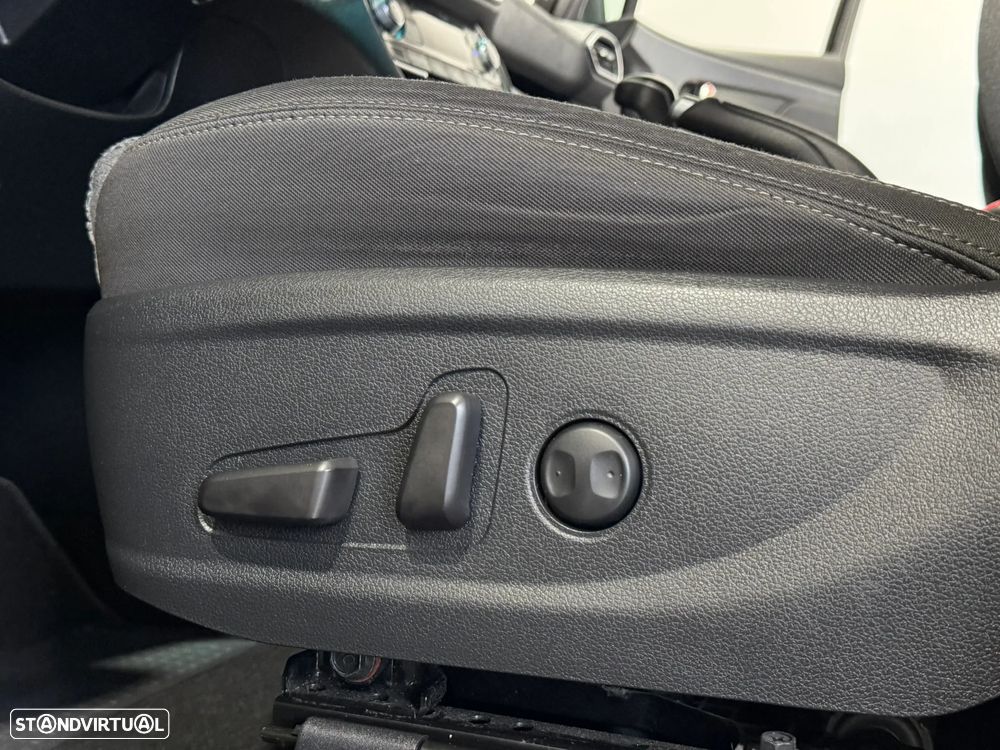 Hyundai Santa Fe 2.0 CRDi Executive - 37