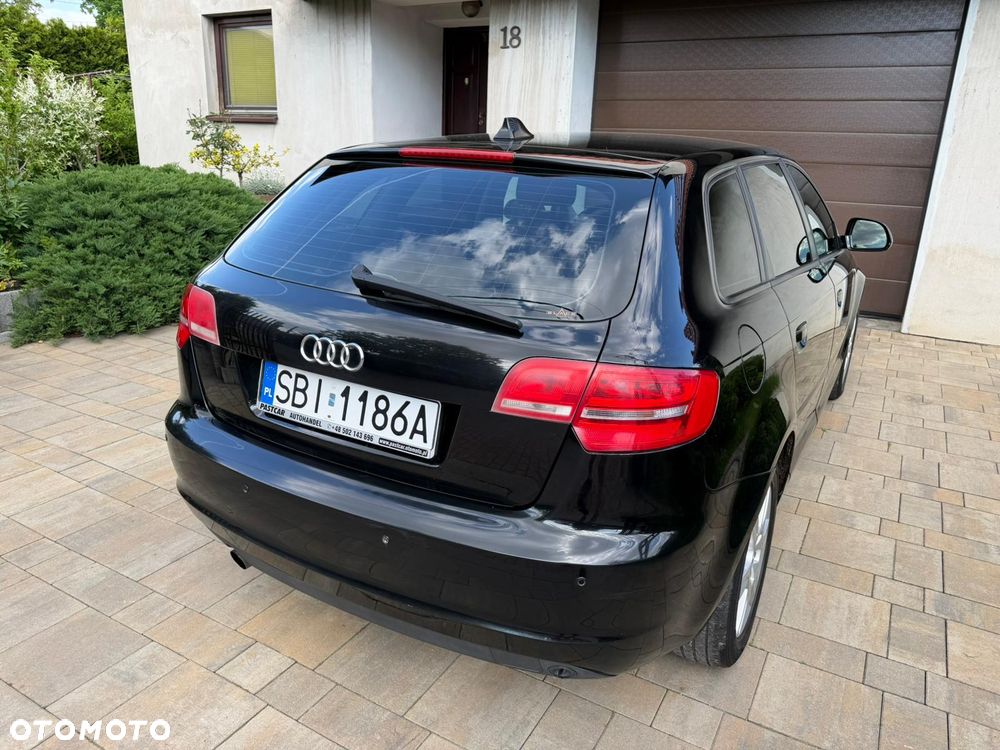 Audi A3 Sportback 1.6 Ambiente - 12