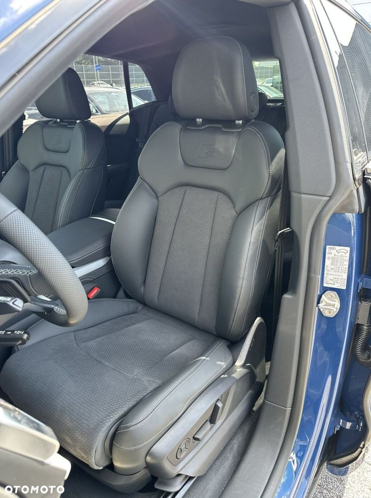Audi Q8 - 16