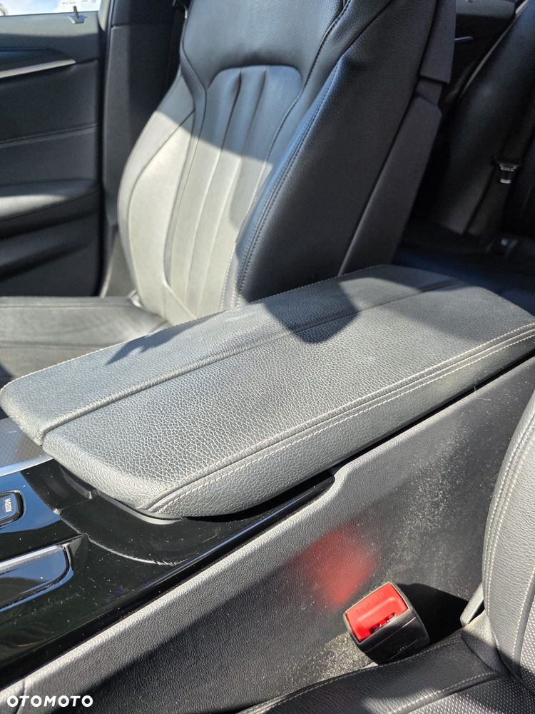 BMW Seria 5 520d M Sport Edition - 30