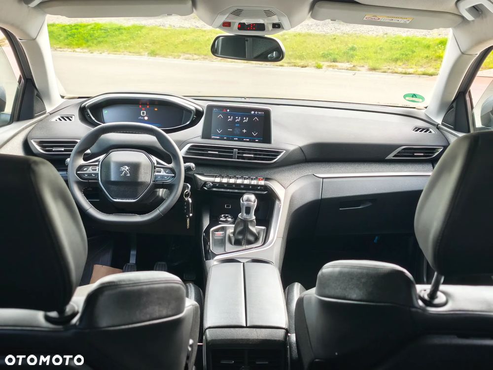 Peugeot 5008 - 23