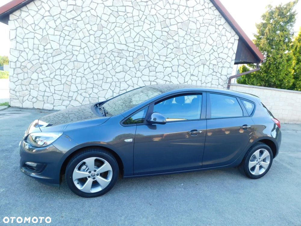 Opel Astra 1.6 ECOFLEX Start/Stop Innovation - 4