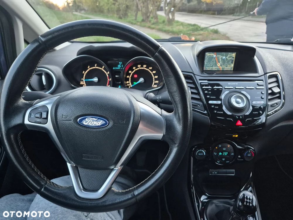 Ford Fiesta 1.0 EcoBoost Silver X Plus 2 (Titan.) ASS EU6 - 25