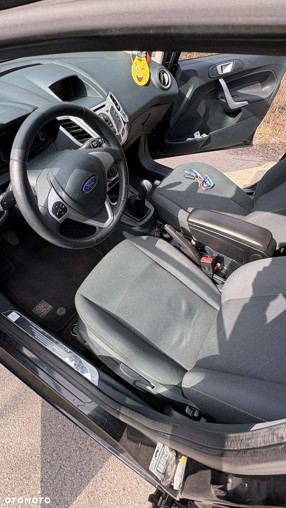 Ford Fiesta 1.6 TDCi Champions Edition - 4