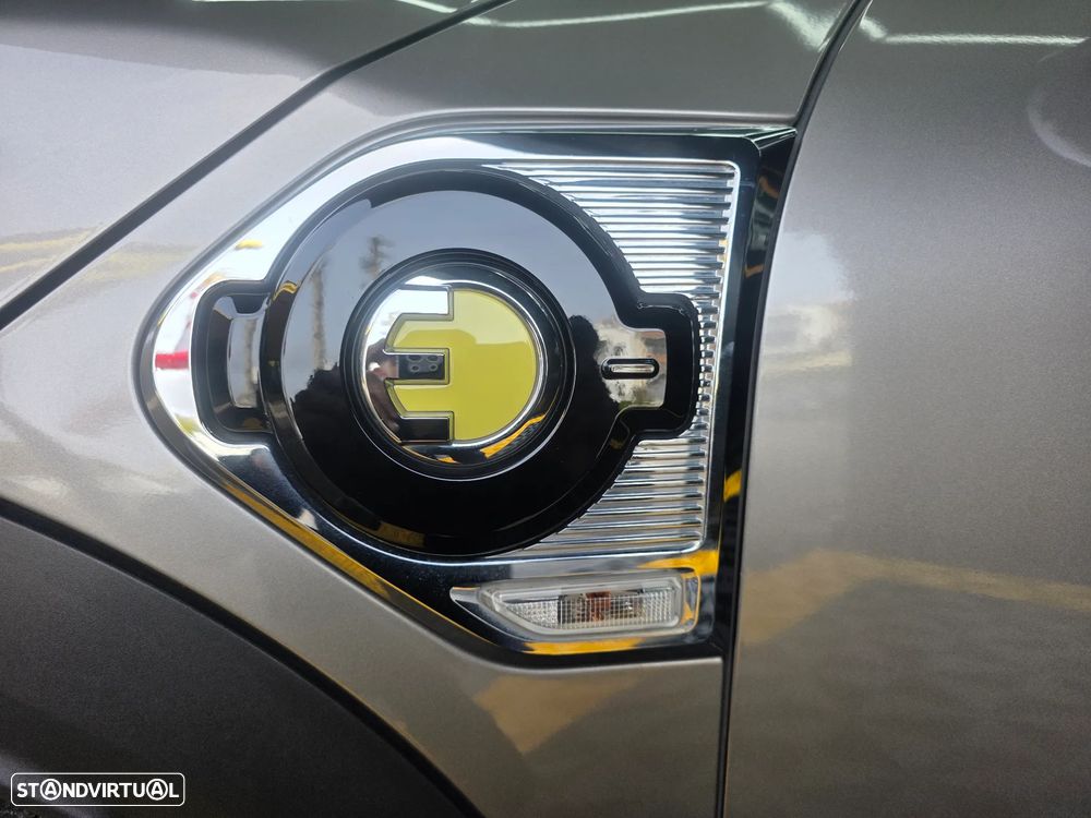 MINI Countryman Cooper SE ALL4 Auto - 6