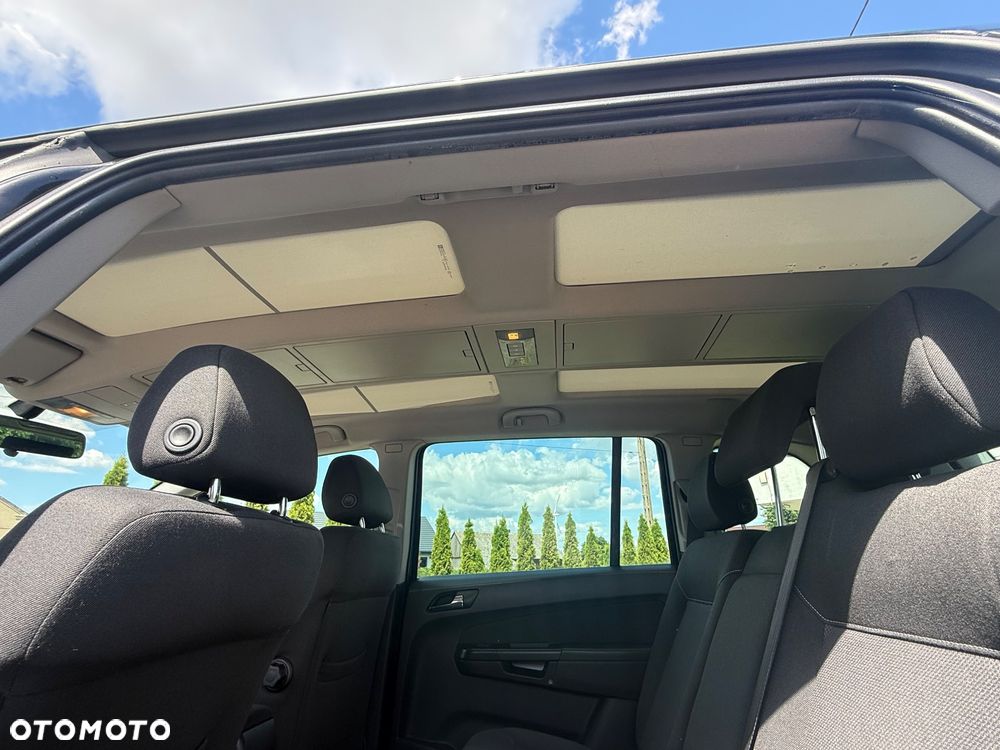 Opel Zafira 1.6 - 18