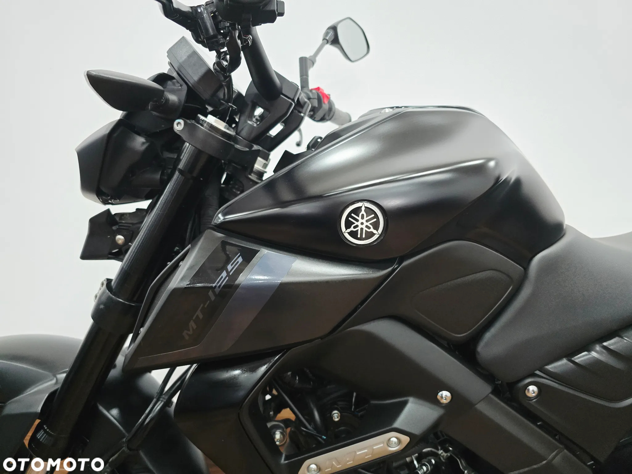 Yamaha MT - 33
