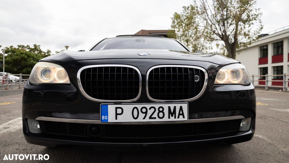 BMW Seria 7 - 8