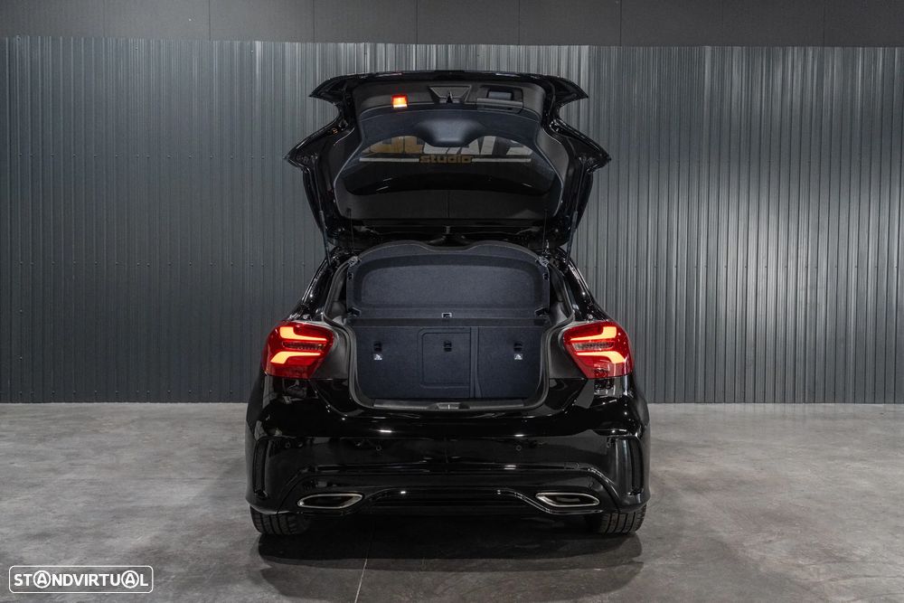 Mercedes-Benz A 180 AMG Line - 52