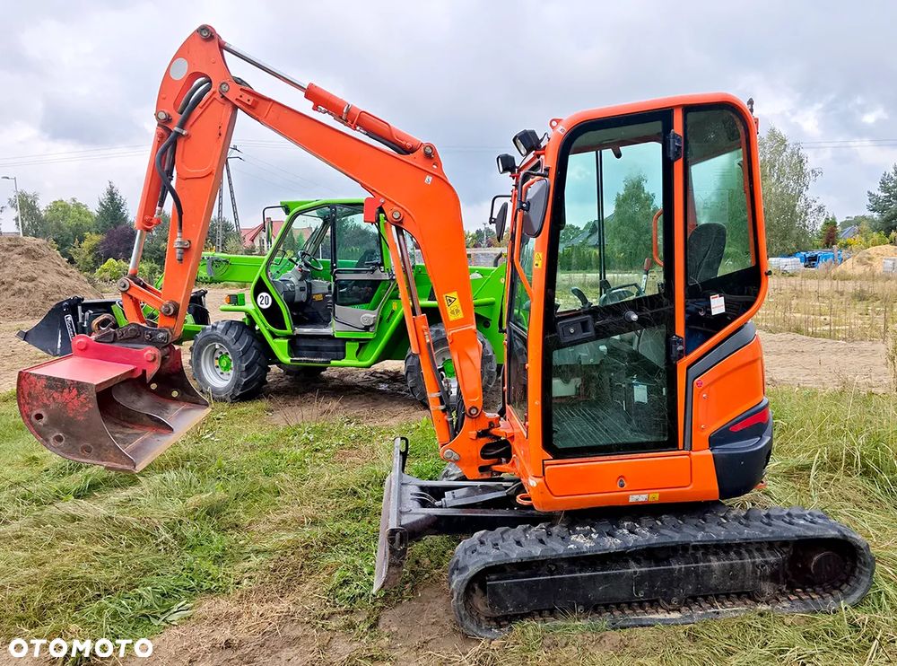 Kubota U 27 - 4 - 6