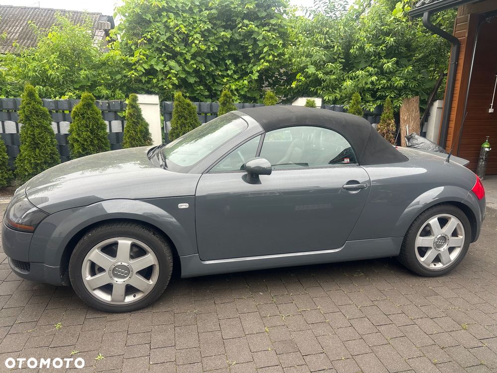 Audi TT Roadster - 3