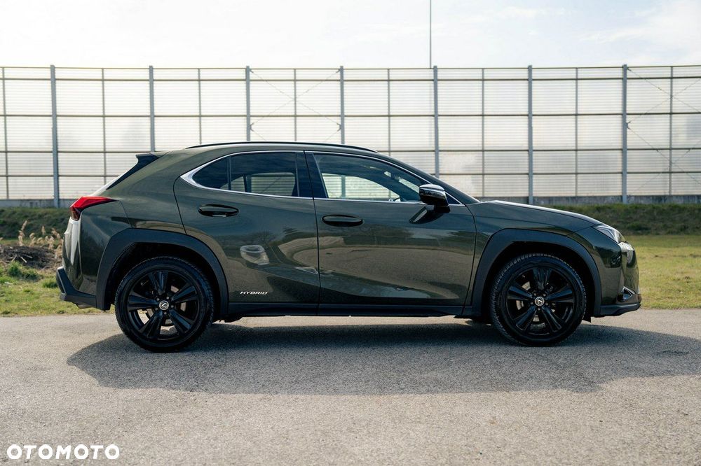 Lexus UX 250h GPF F Impression 2WD - 10