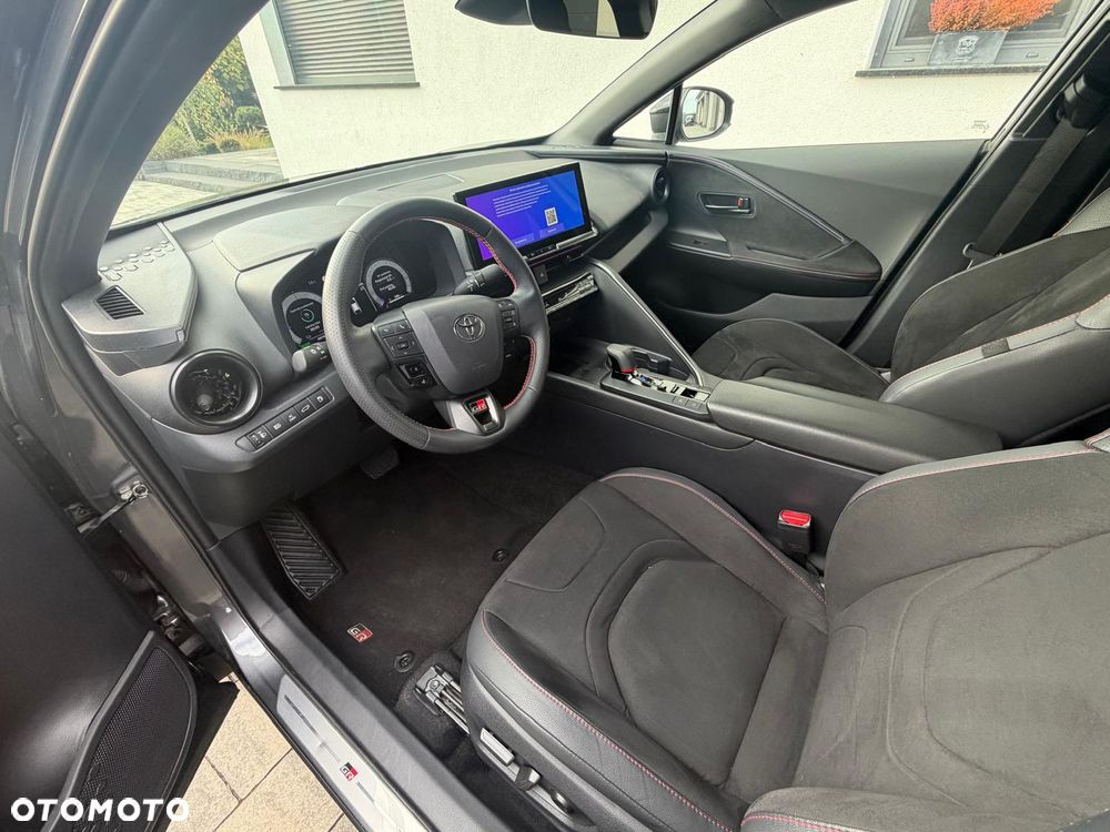 Toyota C-HR 2.0 GR SPORT - 9