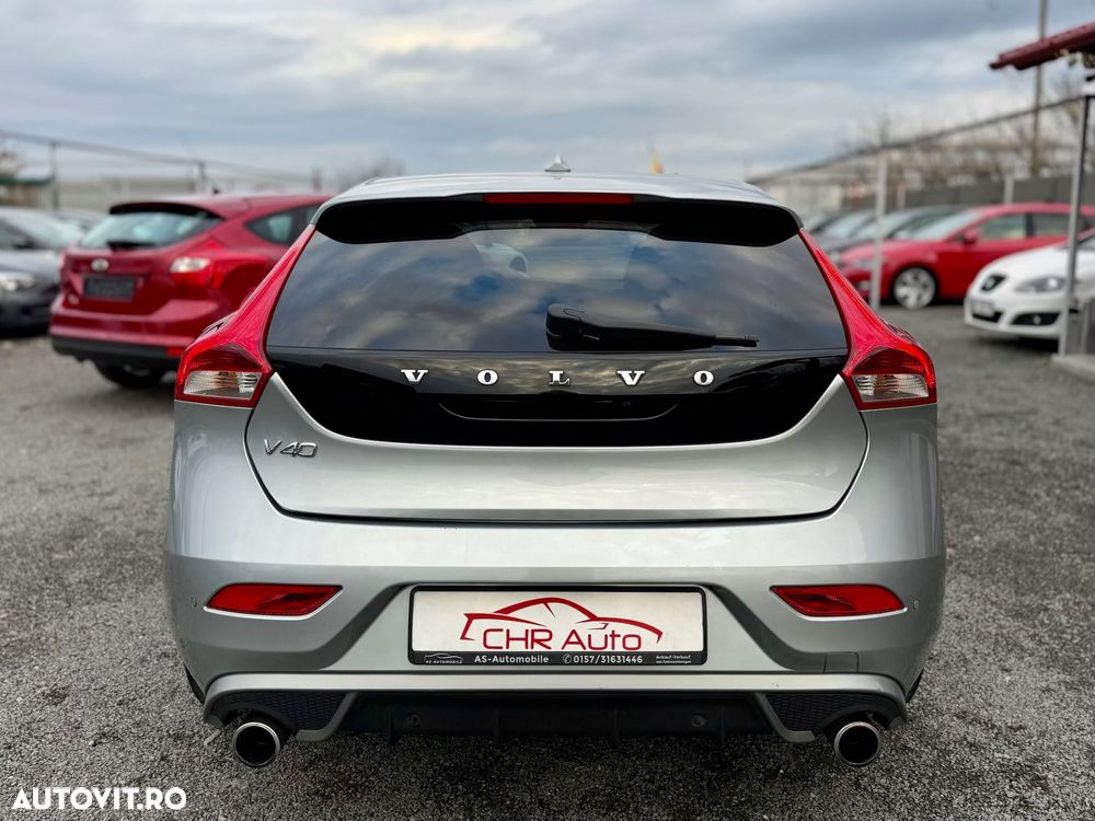 Volvo V40 D2 R Design - 18