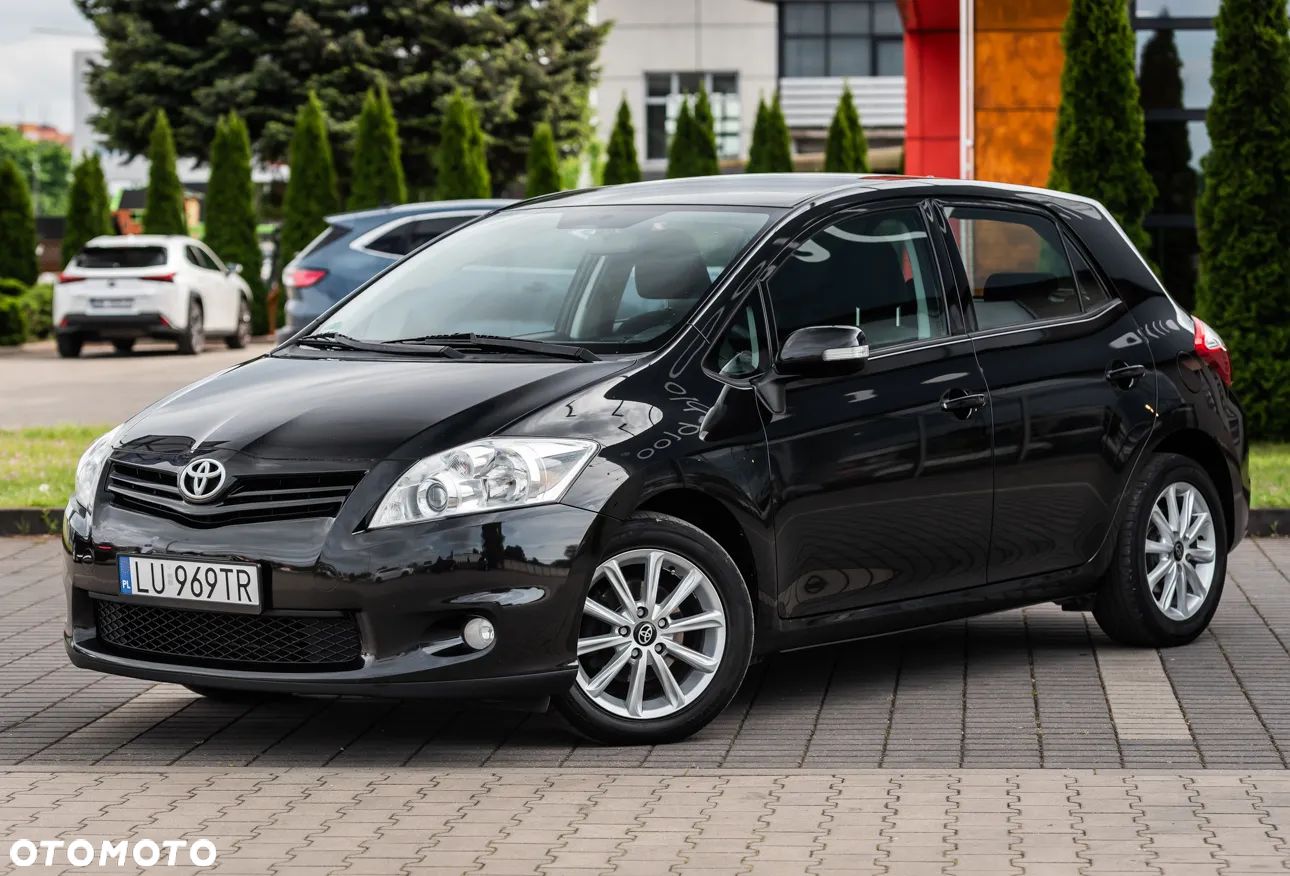 Toyota Auris 1.6 Premium - 1