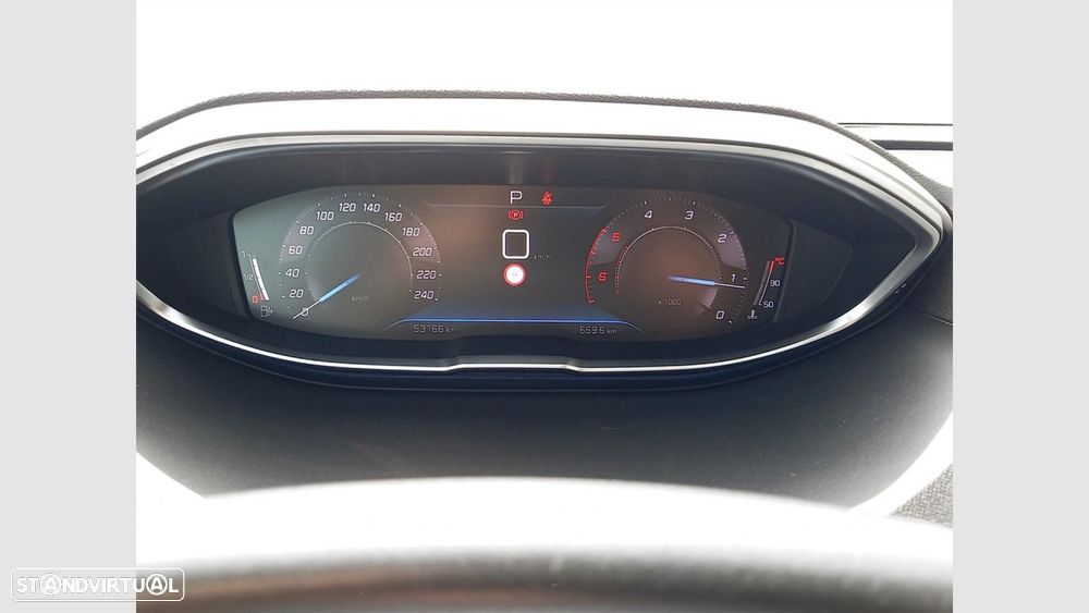 Peugeot 5008 1.5 BlueHDi Allure EAT8 - 15