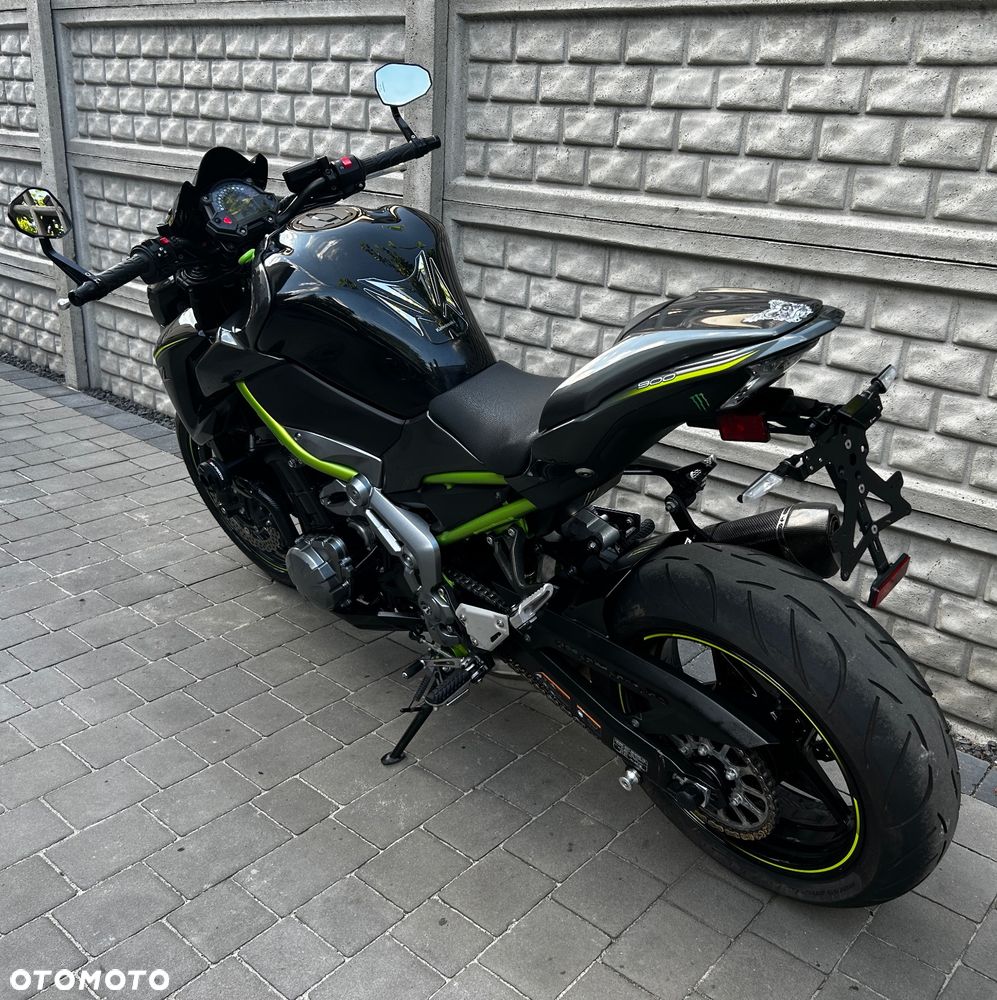 Kawasaki Z 900 - 22