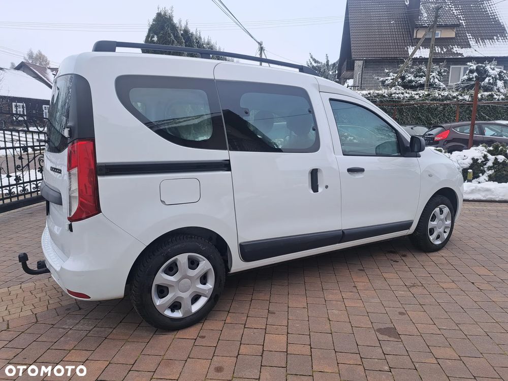 Dacia Dokker SCe 100 Essential - 8