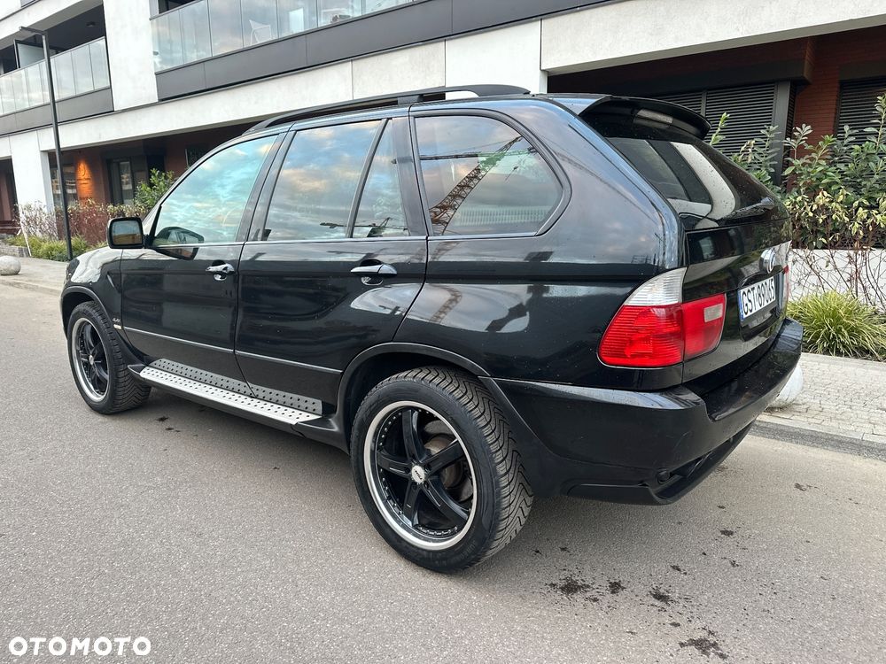 BMW X5 4.4 i Edition Exclusive - 3