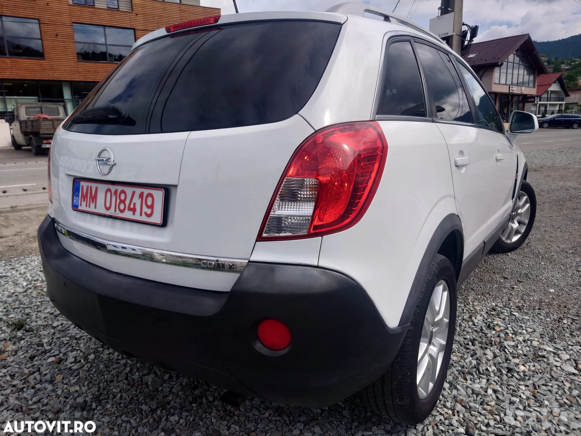 Opel Antara 2.2 CDTI 4x4 Aut. Cosmo - 10