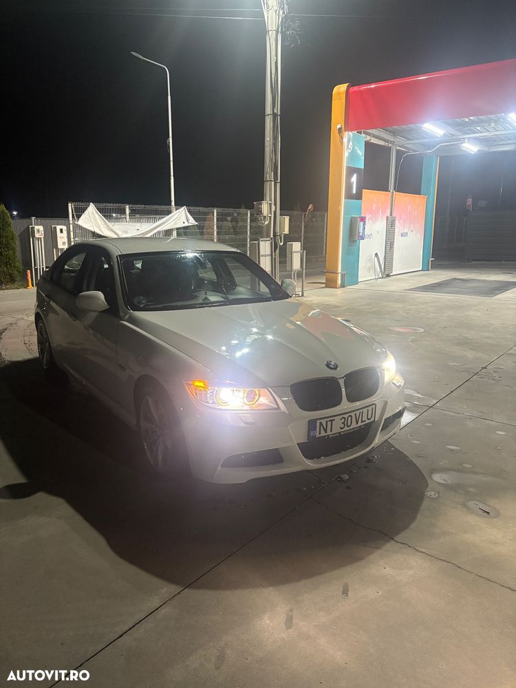 BMW Seria 3 318d - 11
