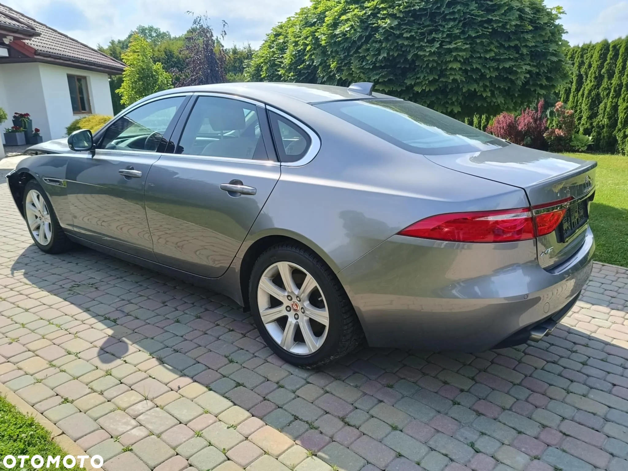 Jaguar XF 20d AWD Prestige - 5