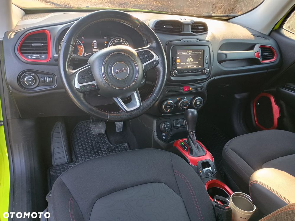 Jeep Renegade - 11