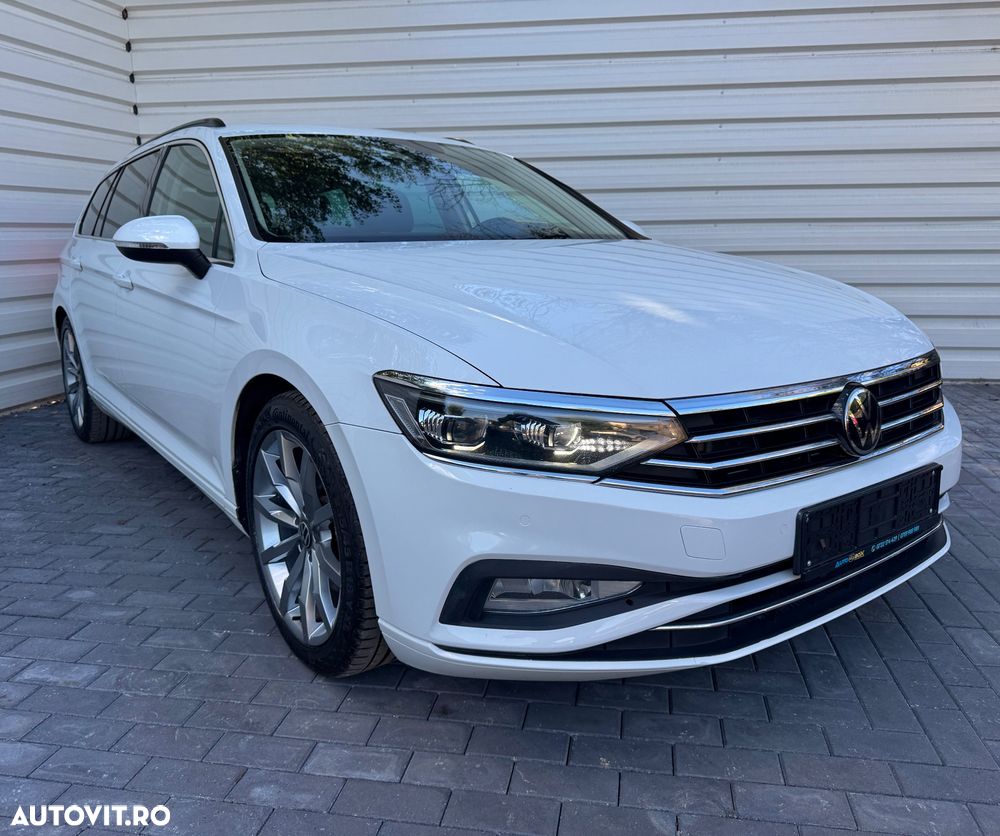 Volkswagen Passat Variant 2.0 TDI SCR DSG Elegance - 18