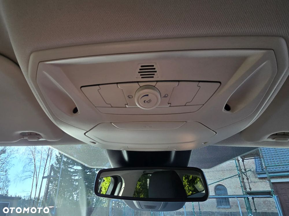 Ford Focus 1.0 EcoBoost STart-Stopp-System TITANIUM - 34